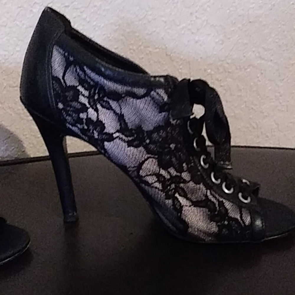 Womens High Heels - Picture 3 of 3